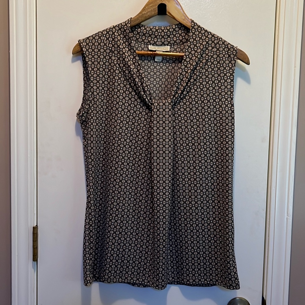 Medium. Dana Buchman Sleeveless blouse.